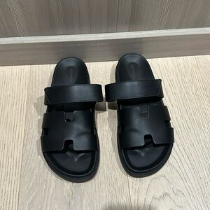 Hermes chypre black sandal